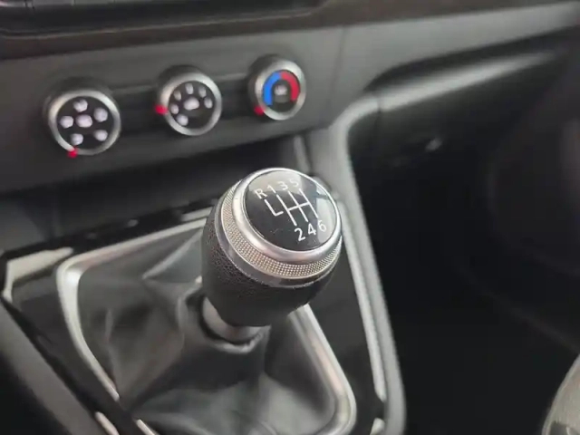 Renault Kangoo blue dci 95 — photo 60