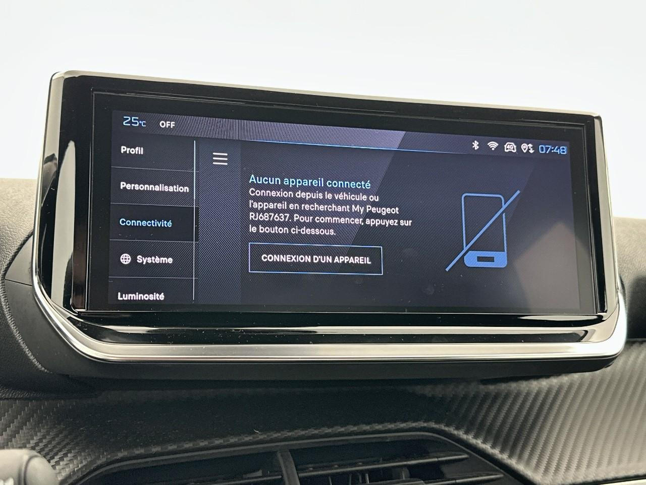Peugeot 2008 puretech 100 s&s bvm6 active — photo 24