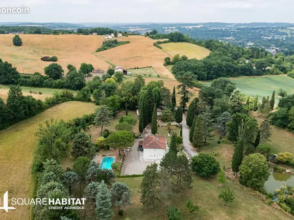 Propriété 5 pièces 160 m²