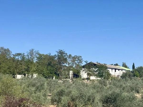 Exploitation agricole 10 pièces 100 m²