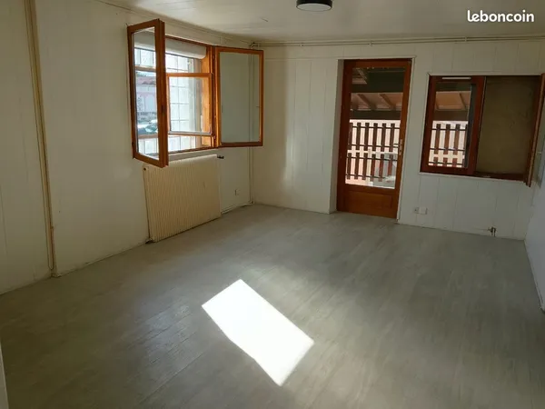 Appartement T3 au centre du faubourg Clermont à Roanne