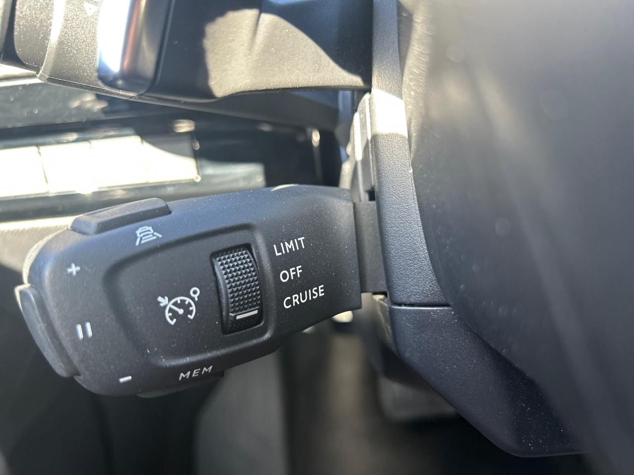Peugeot 508 sw hybrid 225ch allure e-eat8 — photo 19