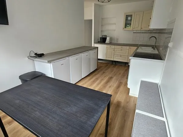 Colocation meublée avec réfrigérateurs individuel et 2 douches