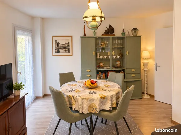 BEAUVAIS - Vente en nue-propriété occupée - T2 avec terrasse et parking - 49,71 m²