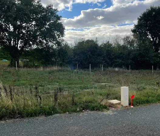 Terrain 571 m²