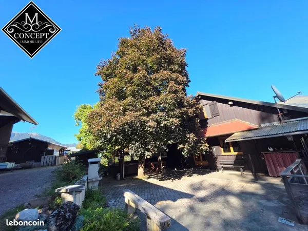Maison 8 pièces 160 m²