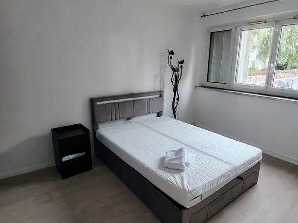 Chambre 9m2 massy opéra 460 tcc