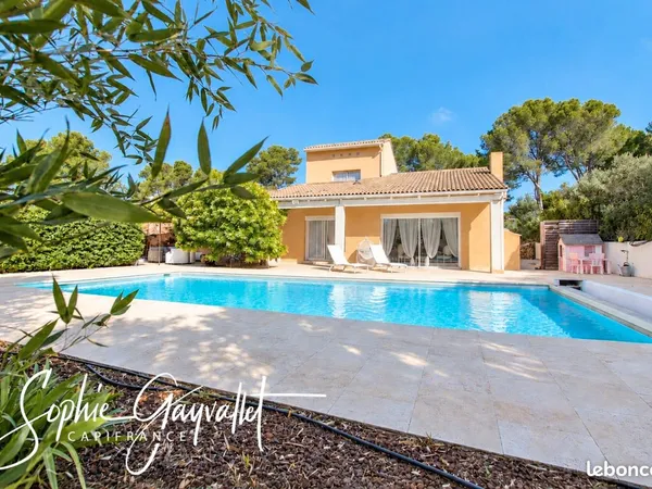 Villa 6 pièces 140 m²
