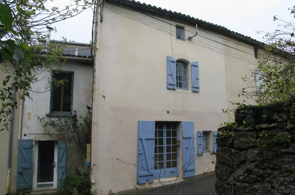 Photo 1