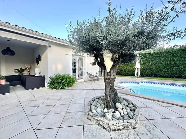 Grande maison contemporaine de 166 m2 à Gujan-Mestras