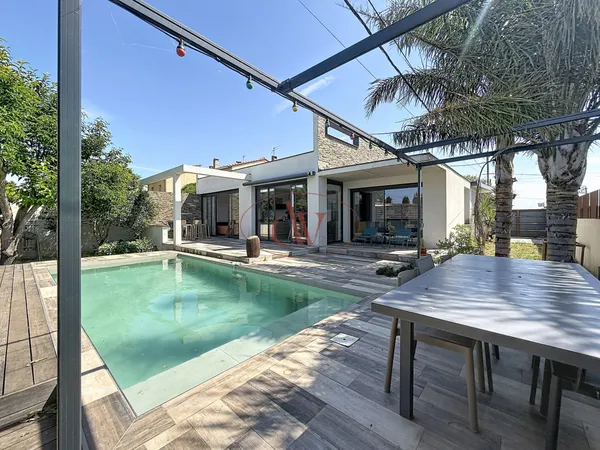 Villa Méditerranéenne avec piscine -CORNEILLA DEL VERCOL