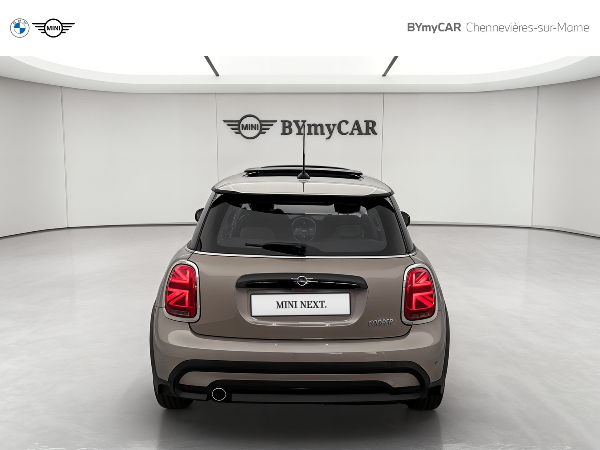 Mini Hatch 3 Portes Cooper 136 ch DKG7 — photo 4
