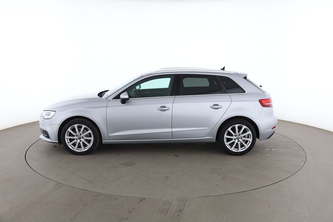 Audi A3 Sportback 30 TDI Design — photo 2