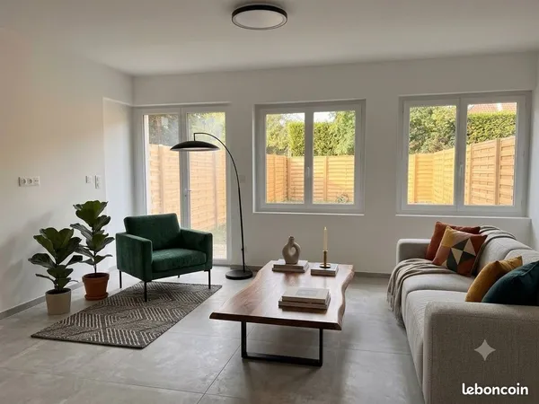 Maison - 3 chambres - 85 m² - 890