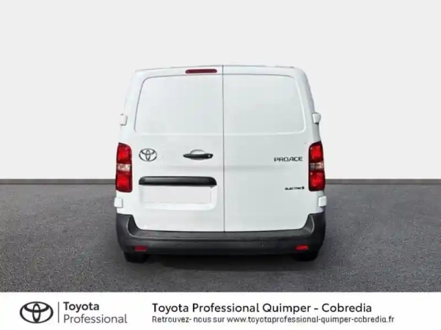 Toyota Proace medium electric 136ch 75kwh start mc24 — photo 4