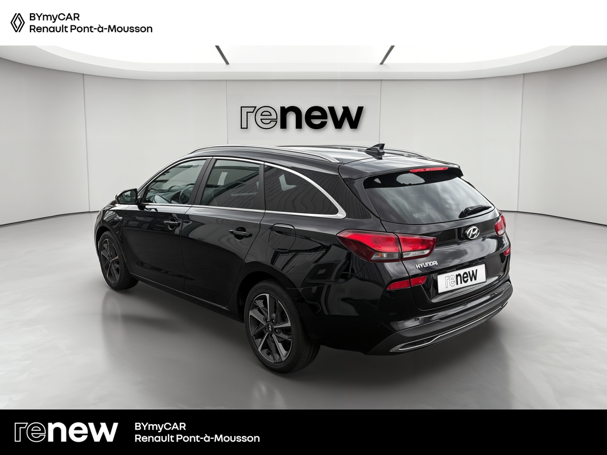 Hyundai i30 SW 1.0 T-GDi 120 DCT-7 Hybrid 48V — photo 3