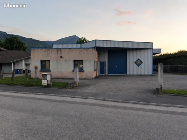 Location local industriel