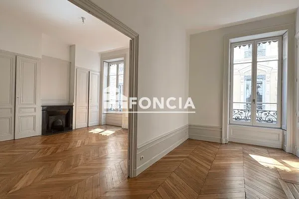 Appartement 5 pièces 119 m²