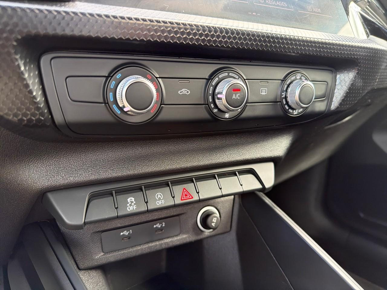Audi A1 sportback 25 tfsi 95ch advanced — photo 18