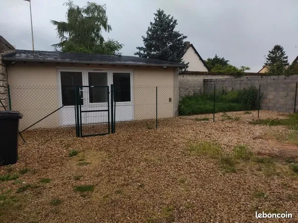 Appartement rdc ascoux avec coure