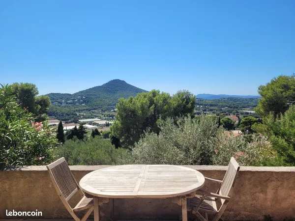 Appartement 60m2 climatisé très belle vue en Rez-de-jardin de villa - Bail à partir du 15 Sept 2026 