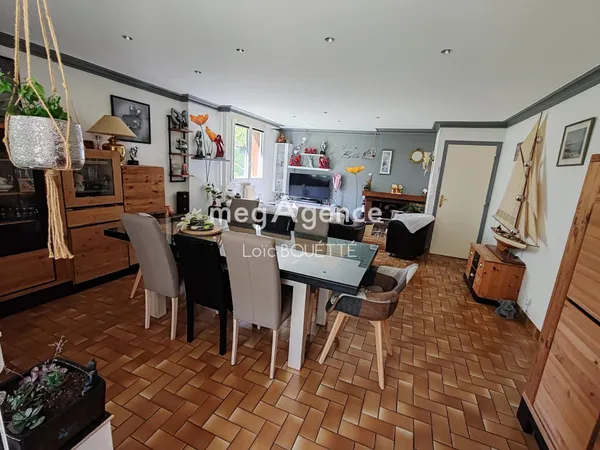 APPARTEMENT TYPE 5, CLEMENCEAU