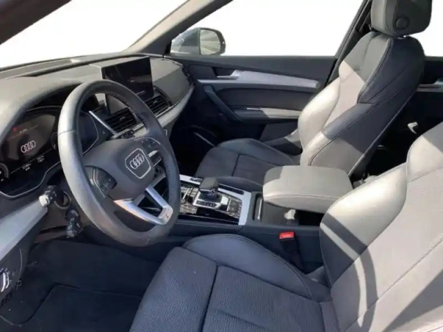 Audi Q5 55 tfsi e 367ch s line quattro s tronic 7 — photo 7