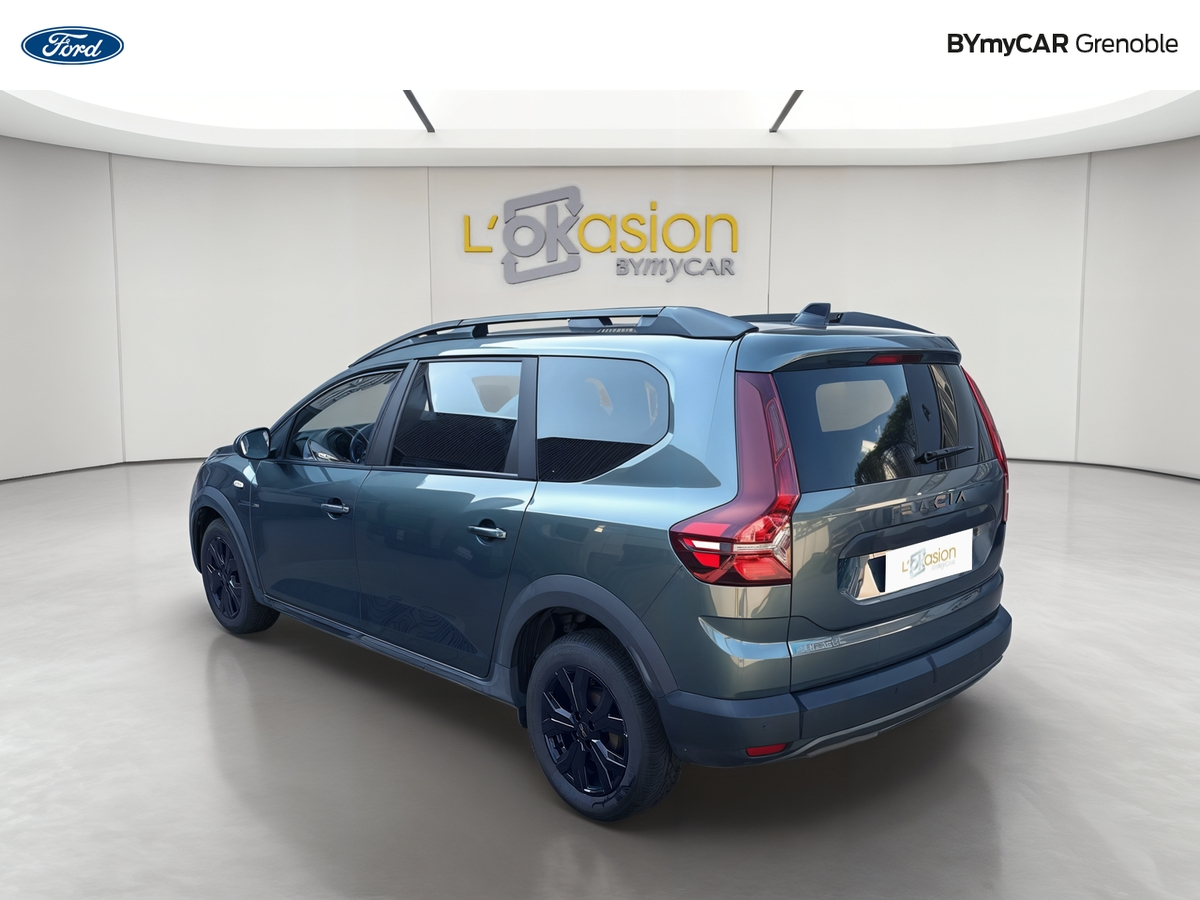 Dacia Jogger TCe 110 5 places — photo 3