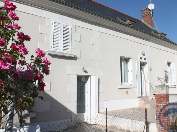 LA VILLE-AUX-DAMES