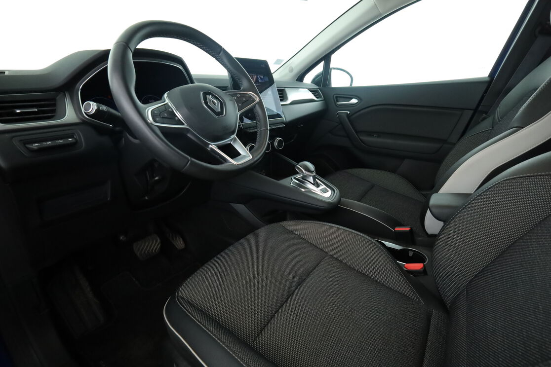 Renault Captur 1.6 E-Tech Plug-in Intens — photo 10