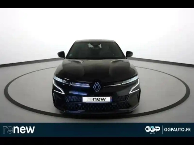 Renault Megane e-tech electric ev60 220ch techno optimum charge — photo 2