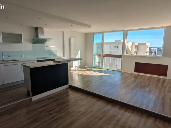 Angers - T3 72 M² - 14e et dernier étage - Vue dégagée - Ascenseur - DPE C