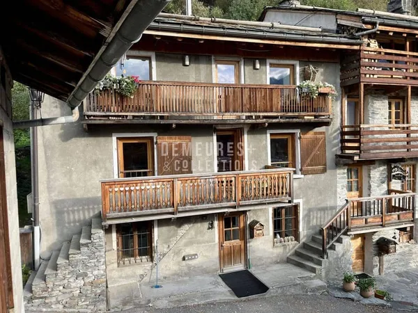 Duplex 5 pièces 145 m²