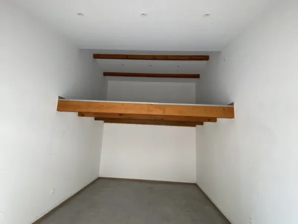 Parking/box 15 m²