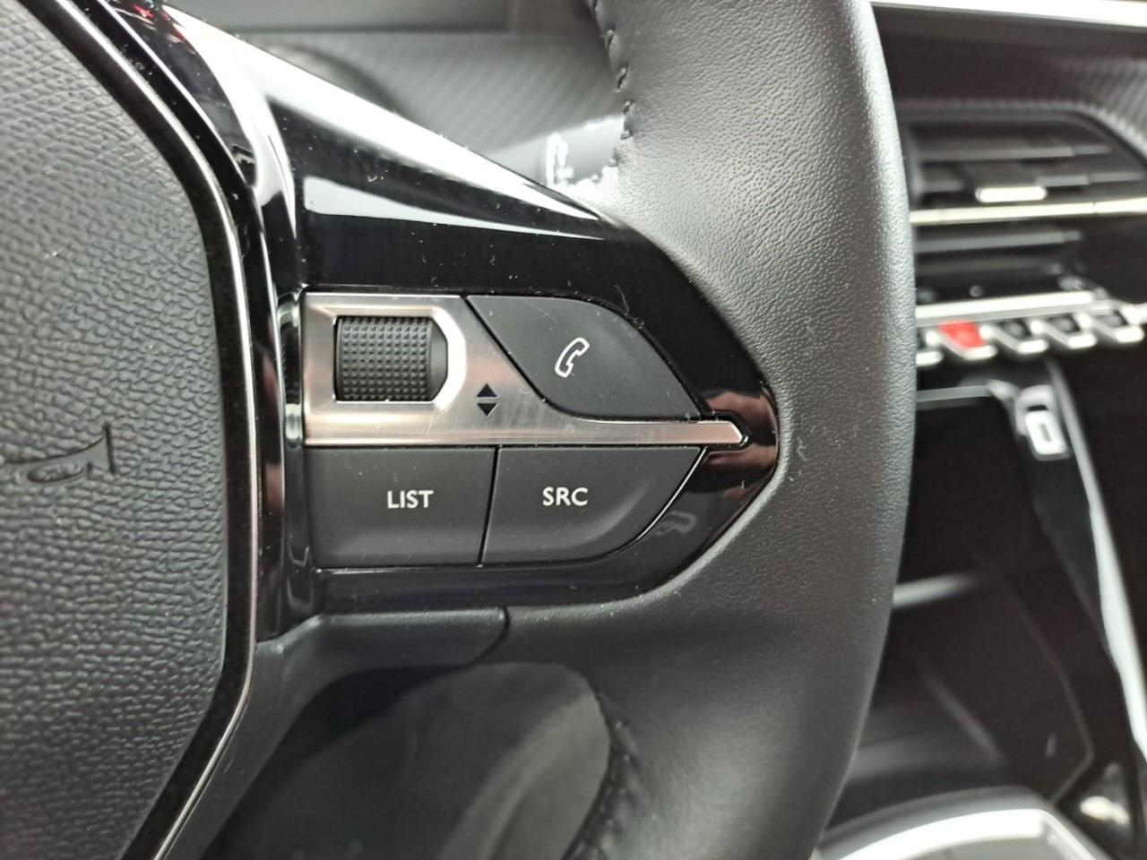 Peugeot 2008 100 s&s bvm6 style — photo 26