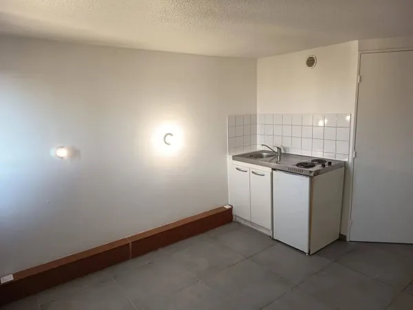 Studio 1 pièce 20 m²