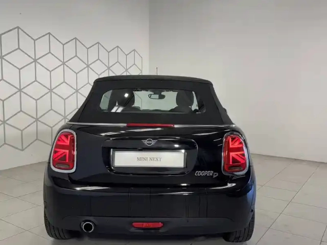 Mini Mini cabriolet cooper d 116 ch bva7 — photo 2
