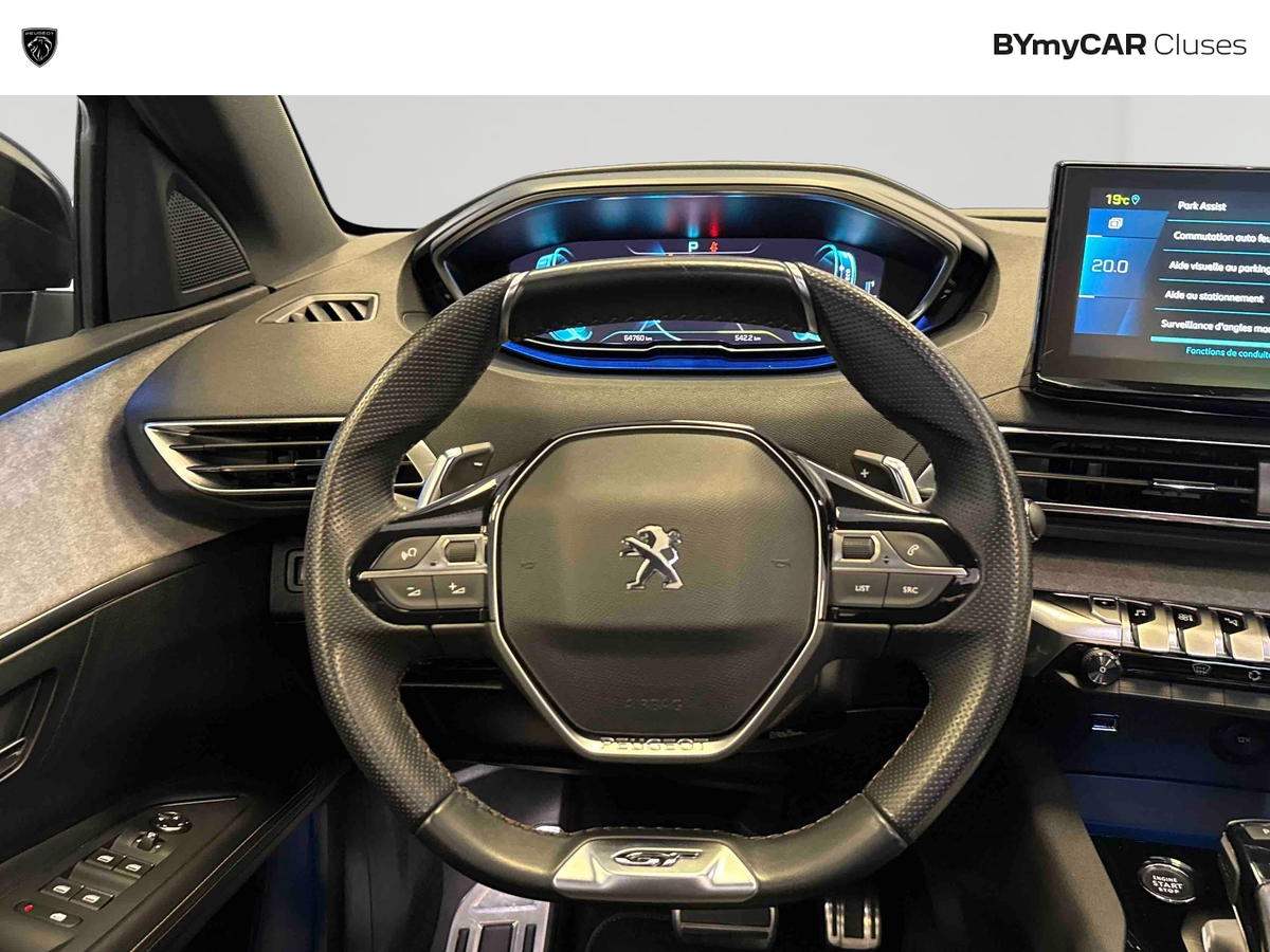 Peugeot 3008 Hybrid 225 e-EAT8 — photo 10