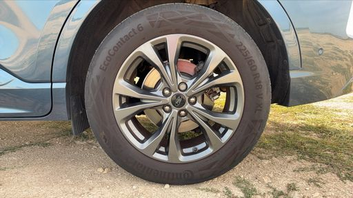 Ford Kuga 2.5 Duratec 190 Hybrid 4x2 CVT - ST-Line X – 2021 – 102040 km – Hybride essence – Boîte Automatique — photo 17