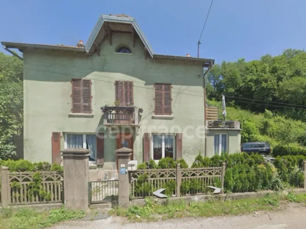 Maison 6 pièces 259 m²