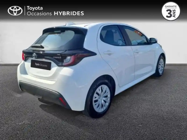 Toyota Yaris 116h dynamic 5p my22 — photo 10