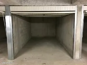 À louer - Box fermé et sécurisé - Lille Centre / Porte de Paris