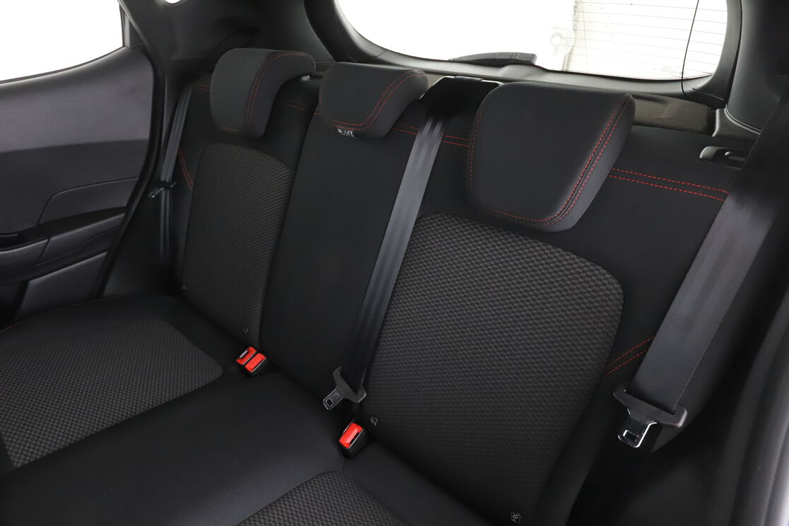 Ford Fiesta 1.0 EcoBoost mHEV ST-Line X — photo 13