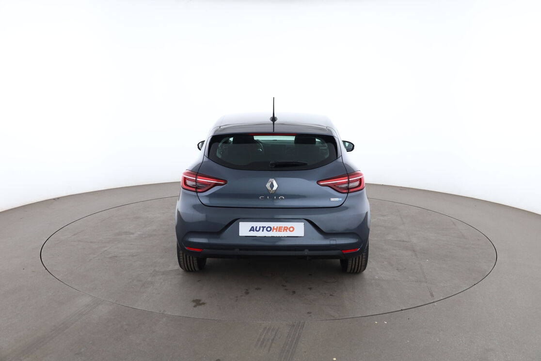 Renault Clio 1.6 E-Tech Zen — photo 4