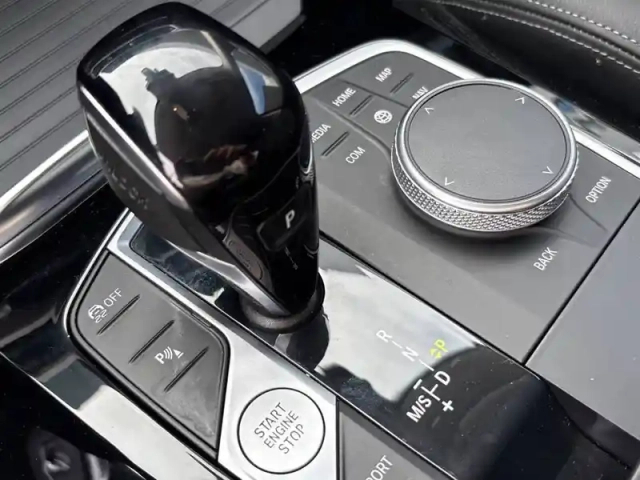 Bmw X3 sdrive18d 150ch bva8 — photo 102