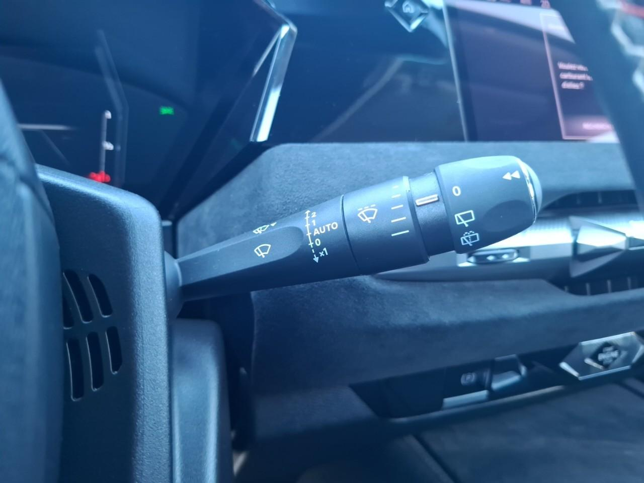 Ds Ds 4 puretech 130ch performance line + automatique — photo 17