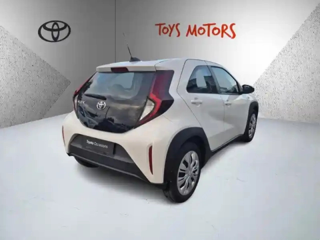 Toyota Aygo 1.0 vvt-i 72 dynamic my23 — photo 5