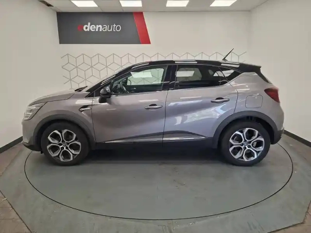 Renault Captur e-tech plug-in 160 — photo 5
