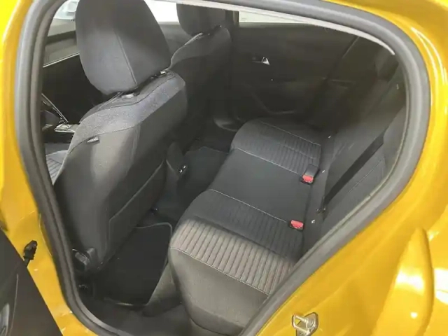 Peugeot 208 e- 136ch active — photo 10