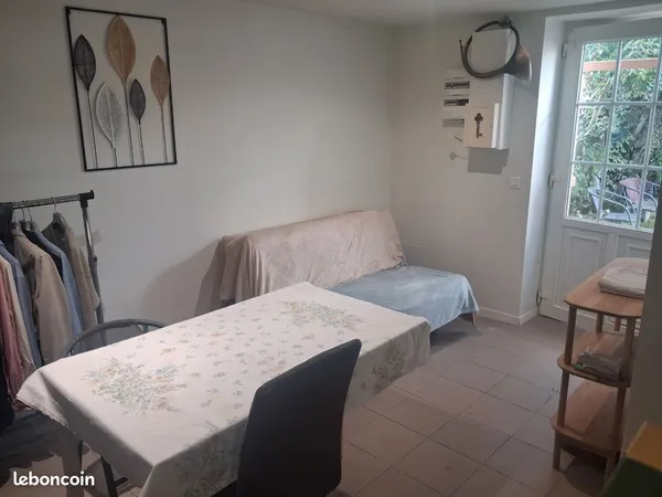 Petite Maison meublée + jardin